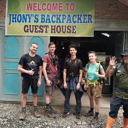 Jhony'S Backpacker-Guest House Only Stay Here Book Treking With Us Bukit Lawang Zewnętrze zdjęcie