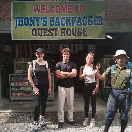 Jhony'S Backpacker-Guest House Only Stay Here Book Treking With Us Bukit Lawang Zewnętrze zdjęcie