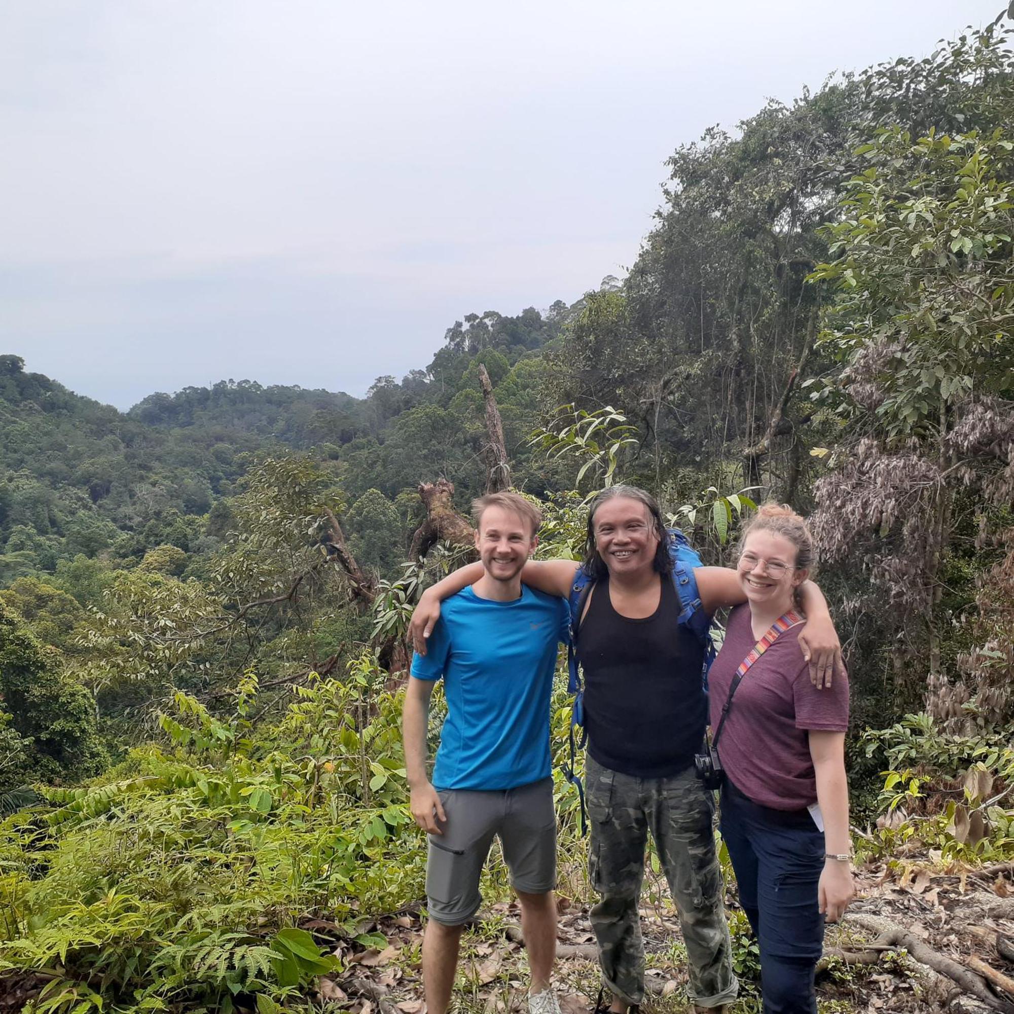 Jhony'S Backpacker-Guest House Only Stay Here Book Treking With Us Bukit Lawang Zewnętrze zdjęcie