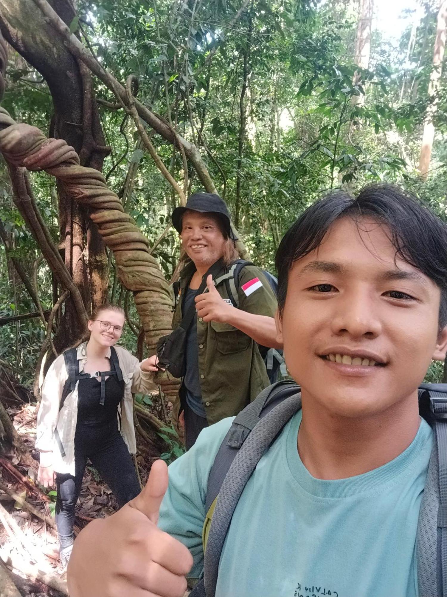 Jhony'S Backpacker-Guest House Only Stay Here Book Treking With Us Bukit Lawang Zewnętrze zdjęcie