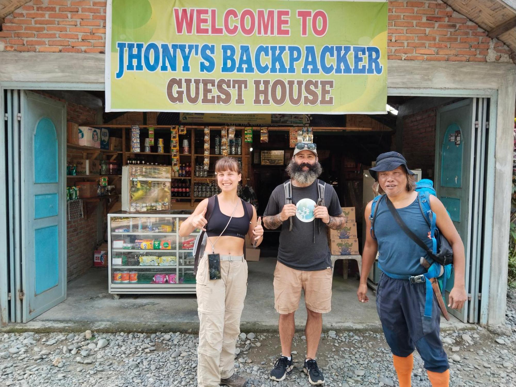 Jhony'S Backpacker-Guest House Only Stay Here Book Treking With Us Bukit Lawang Zewnętrze zdjęcie